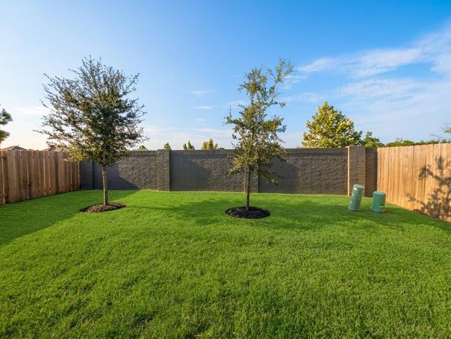 18122 Sonresa Way, Tomball, TX 77377