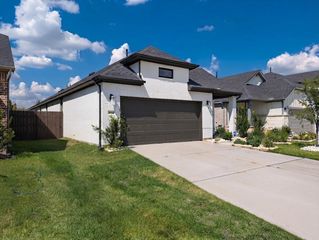 18122 Sonresa Way, Tomball, TX 77377
