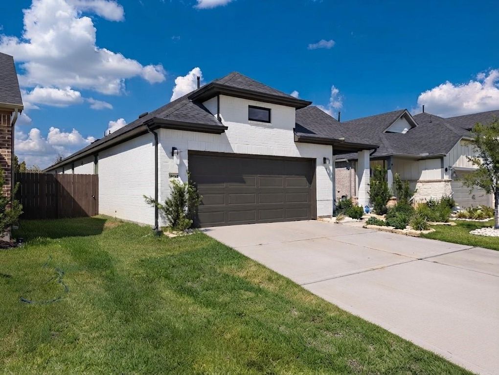 18122 Sonresa Way, Tomball, TX 77377