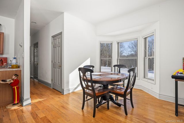 35 Appaloosa Lane, Millbrook, NY 12545