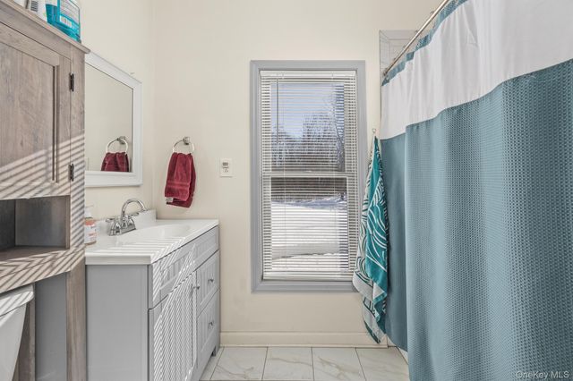 35 Appaloosa Lane, Millbrook, NY 12545