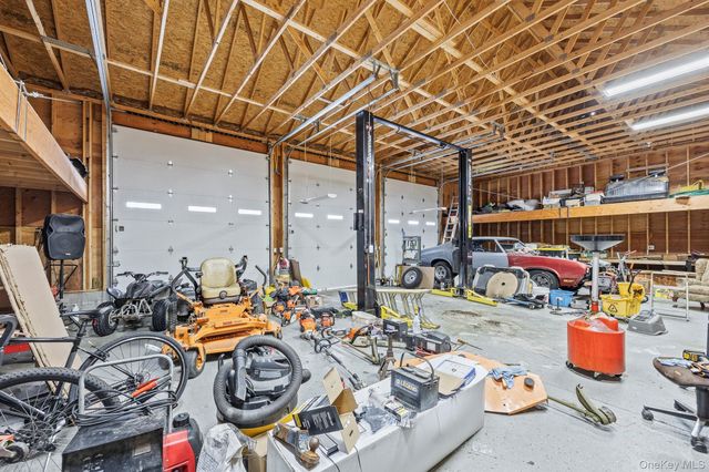 35 Appaloosa Lane, Millbrook, NY 12545