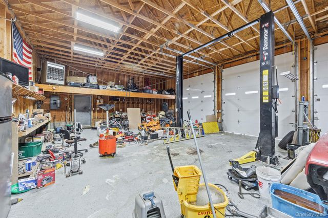 35 Appaloosa Lane, Millbrook, NY 12545