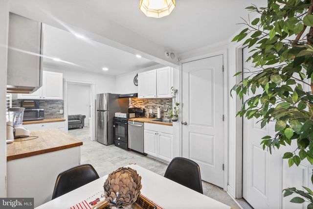 310 TOWNSEND AVE, Baltimore, MD 21225