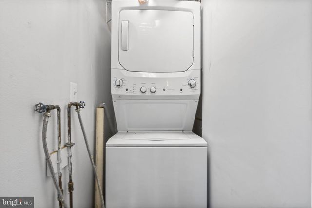 310 TOWNSEND AVE, Baltimore, MD 21225