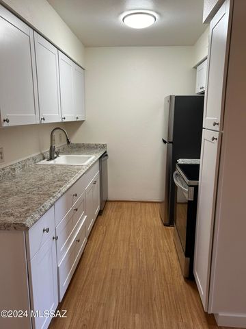 6331 N Barcelona Ct Unit 914, Tucson, AZ 85704