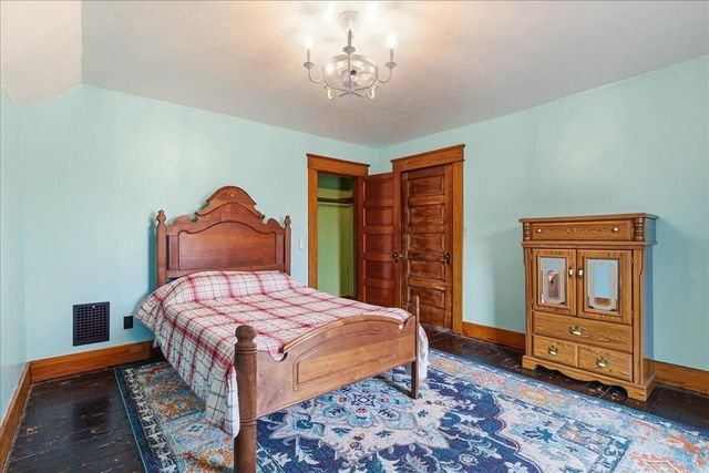 710 S Springfield Street, Saint Paris, OH 43072