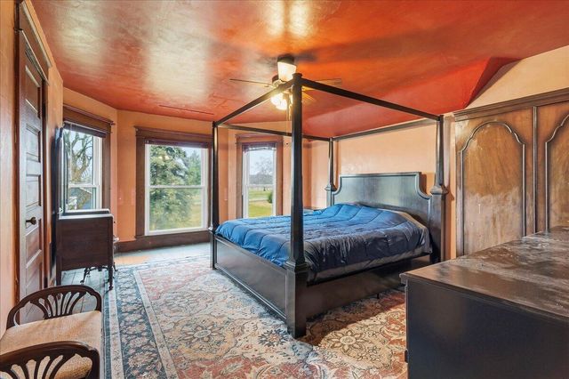 710 S Springfield Street, Saint Paris, OH 43072