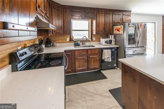 850 Briarwood Trail, Douglasville, GA 30134