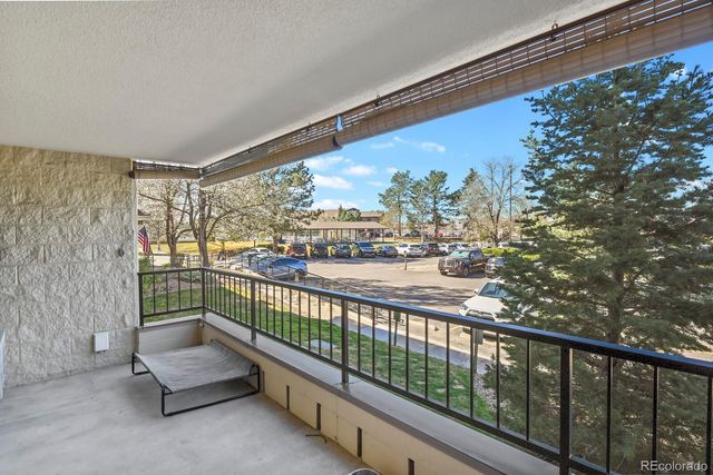 2868 S Heather Gardens Way 109, Aurora, CO 80014