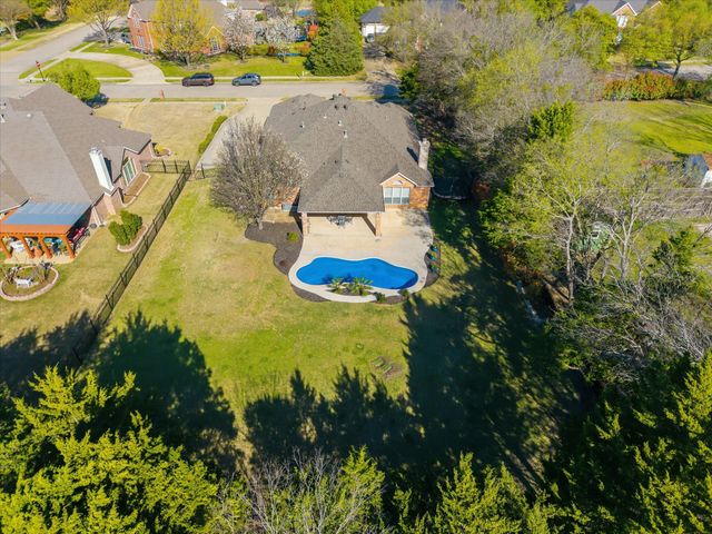 200 Stanford Court, Heath, TX 75032