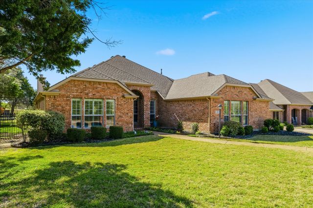 200 Stanford Court, Heath, TX 75032