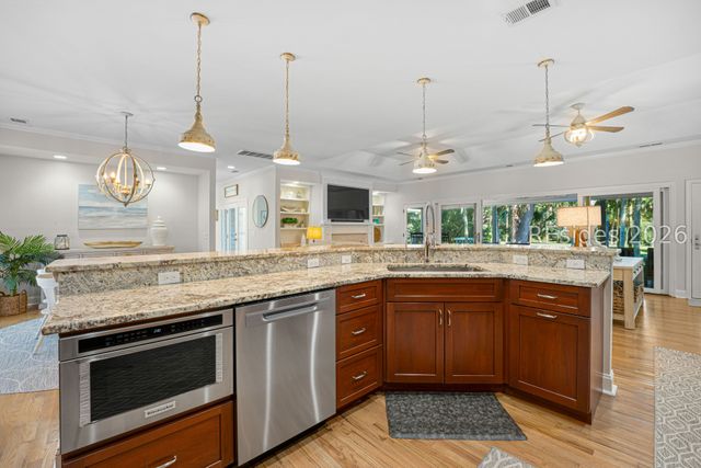 7 Rum Row, Hilton Head Island, SC 29928