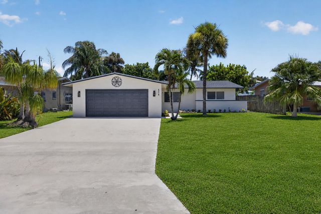 514 Riverside Drive, Palm Beach Gardens, FL 33410