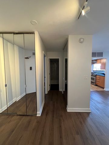 6150 N Kenmore Avenue 6A, Chicago, IL 60660