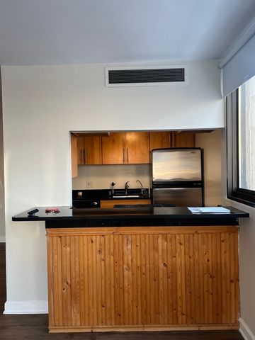 6150 N Kenmore Avenue 6A, Chicago, IL 60660