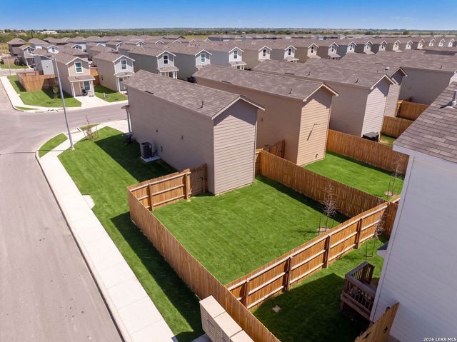 5035 Daisy Blossom, Converse, TX 78109