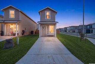 5035 Daisy Blossom, Converse, TX 78109