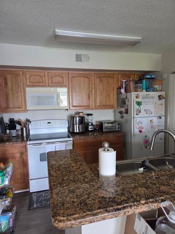 131 SW Palm Drive, Port St. Lucie, Port St Lucie, FL 34986