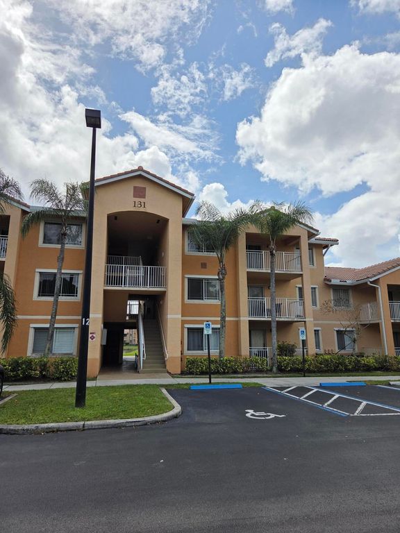 131 SW Palm Drive, Port St. Lucie, Port St Lucie, FL 34986