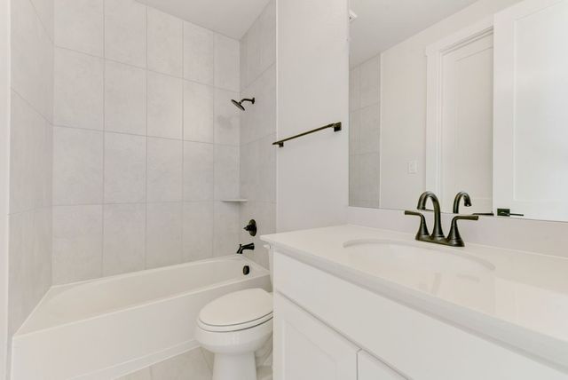 8507 Great Stone Trail, Rowlett, TX 75089