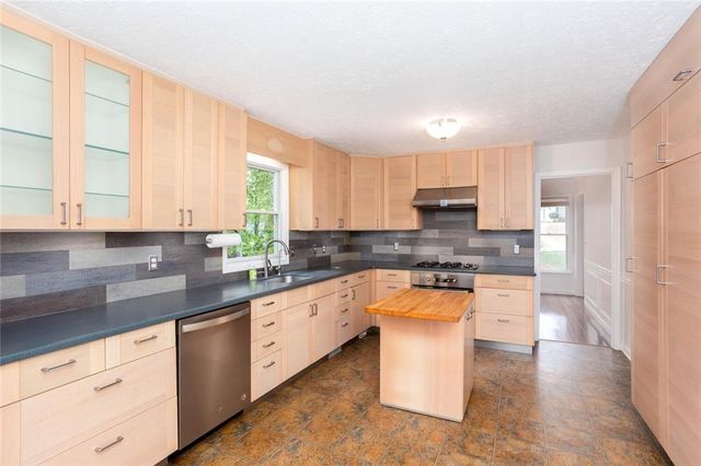 3350 Woodleaf Way, Marietta, GA 30062