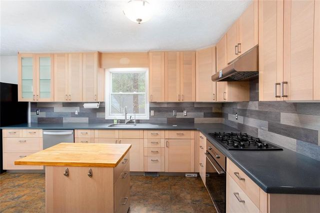 3350 Woodleaf Way, Marietta, GA 30062