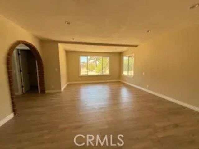 20219 Osseo Road, Apple Valley, CA 92308