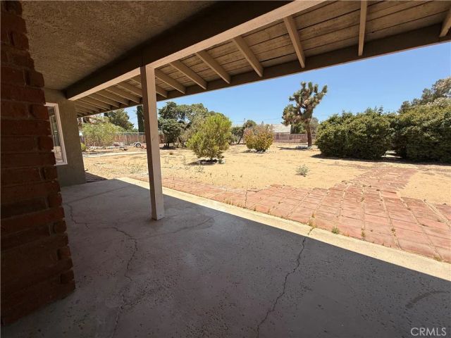 20219 Osseo Road, Apple Valley, CA 92308