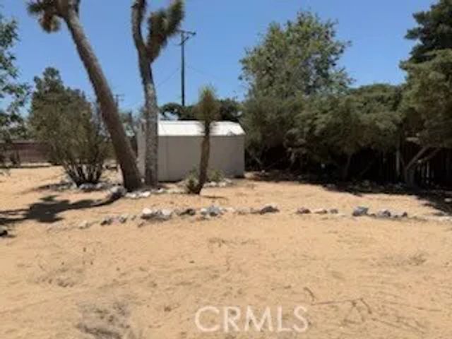 20219 Osseo Road, Apple Valley, CA 92308