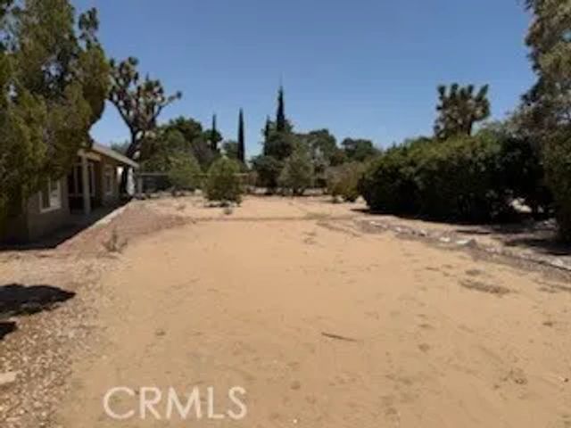 20219 Osseo Road, Apple Valley, CA 92308
