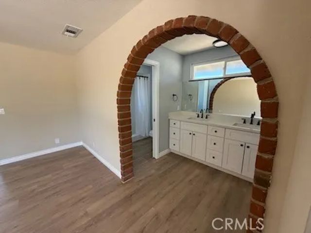 20219 Osseo Road, Apple Valley, CA 92308