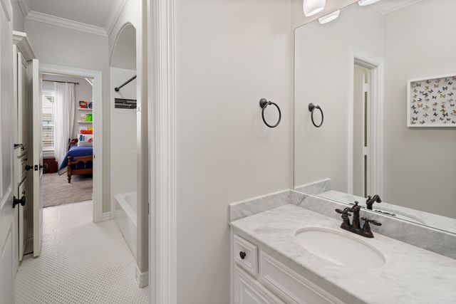 6142 Lakeshore Drive, Dallas, TX 75214