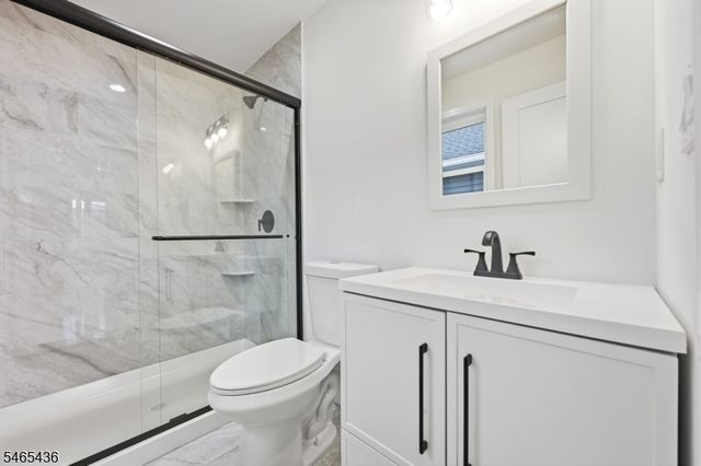 807 Dennis Pl, Linden City, NJ 07036