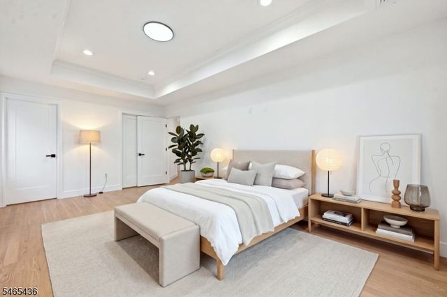 807 Dennis Pl, Linden City, NJ 07036