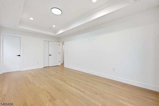 807 Dennis Pl, Linden City, NJ 07036