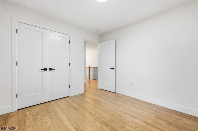 807 Dennis Pl, Linden City, NJ 07036