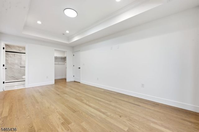 807 Dennis Pl, Linden City, NJ 07036