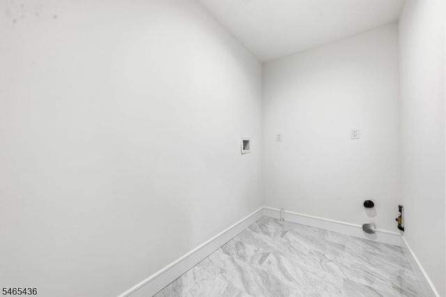 807 Dennis Pl, Linden City, NJ 07036