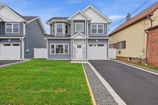 807 Dennis Pl, Linden City, NJ 07036