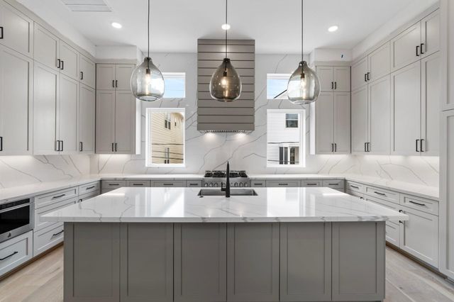 4705 Gibson Street, Houston, TX 77007