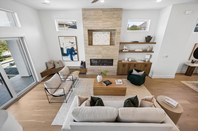 4705 Gibson Street, Houston, TX 77007