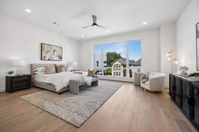 4705 Gibson Street, Houston, TX 77007