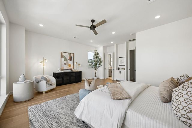 4705 Gibson Street, Houston, TX 77007