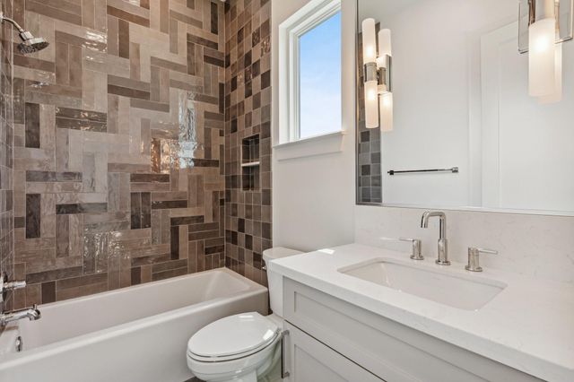 4705 Gibson Street, Houston, TX 77007