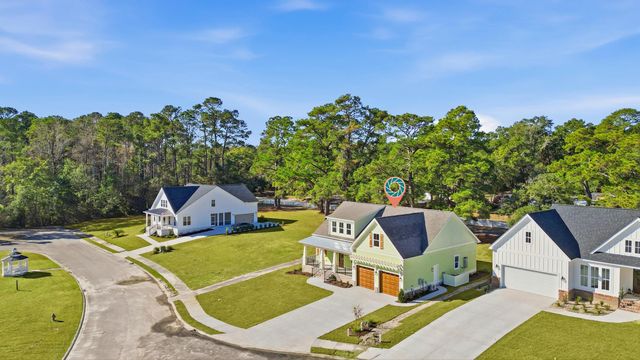 813 Commanders Island Rd., Georgetown, SC 29440