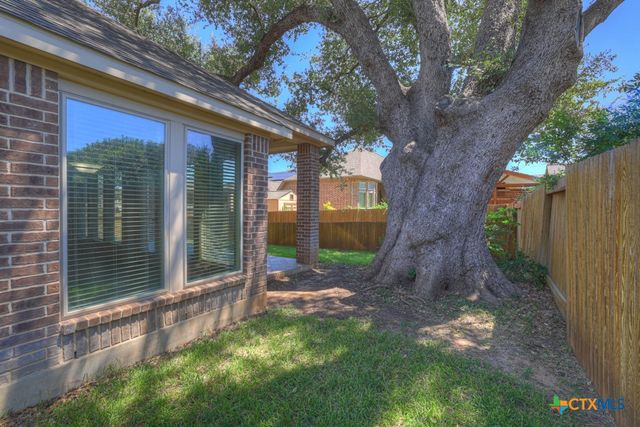 556 Oak Cascade, New Braunfels, TX 78132