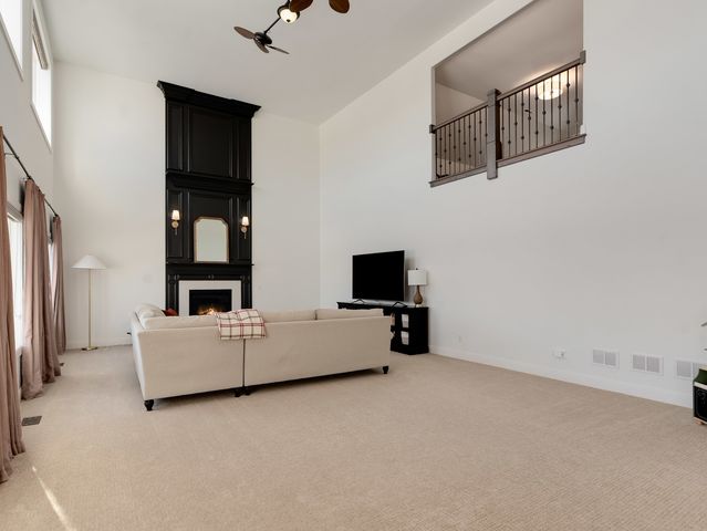 15635 James Lane, Homer Glen, IL 60491