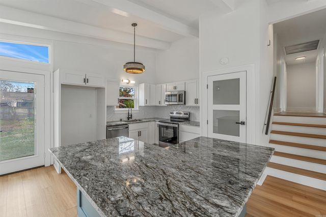 4600 Rosemont Dr, North Little Rock, AR 72116