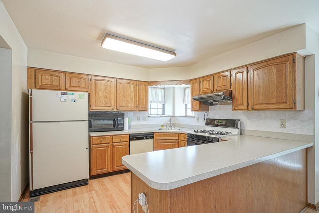 209 VERMILLION LN, Glassboro, NJ 08028